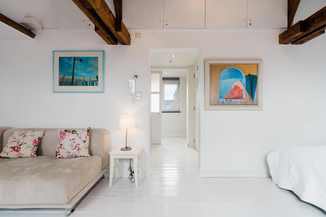The Blue House Bed & Breakfast Bruges Exterior photo